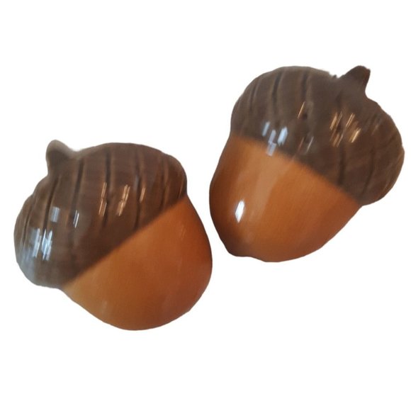Living Quarters Acorn Salt and Pepper Shakers Ceramic Thanksgiving Fall NEW - Picture 1 of 10